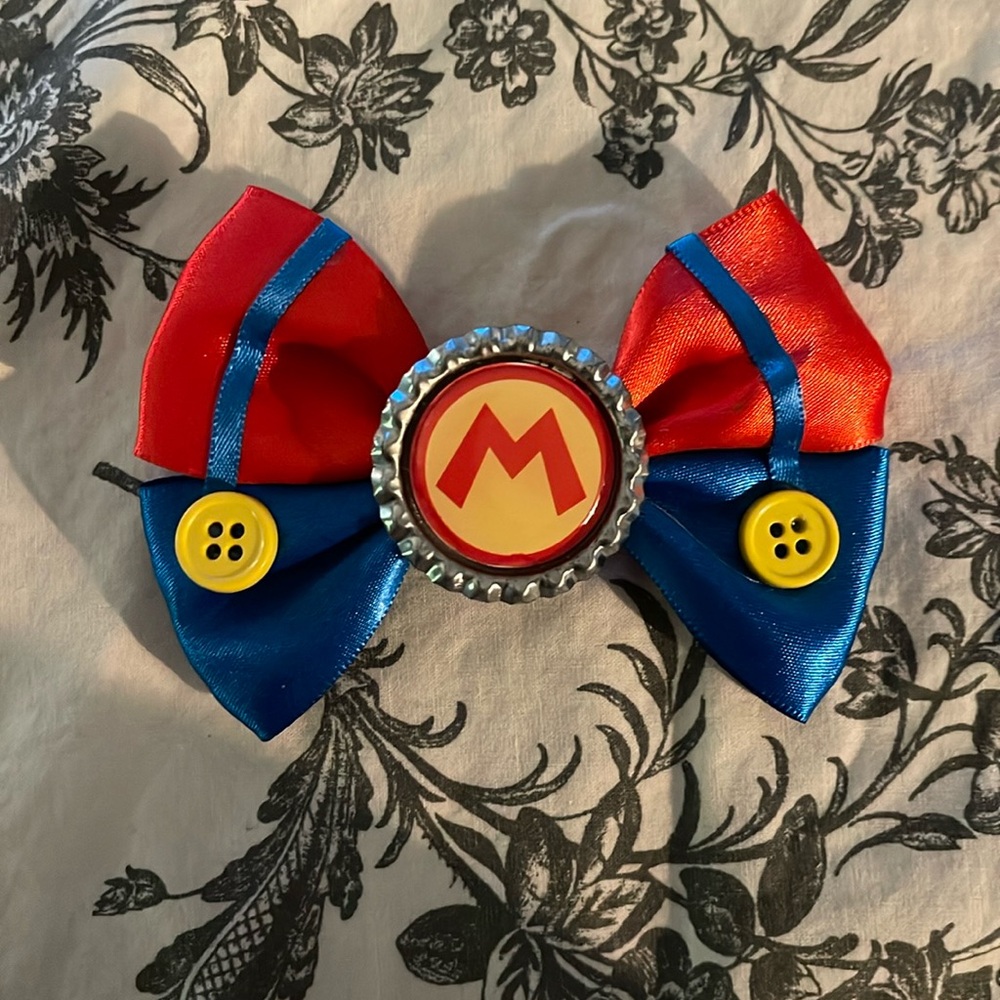 Mario inspired hair bow
